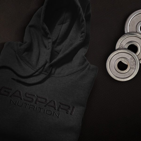lifestyle_2560x2560_black_hoodie_2-600x600 GASPARI NUTRITION HOODIE (DŽEMPERIS)