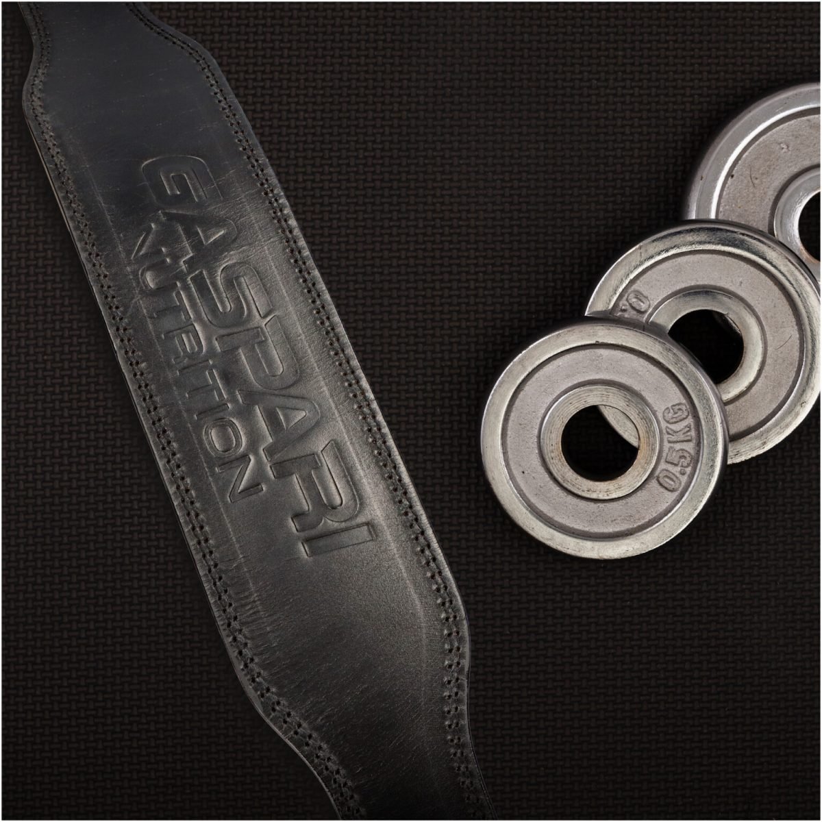 GASPARI NUTRITION GENUINE LEATHER EMBOSSED WEIGHT BELT (APSAUGINIS DIRŽAS SVORIUI KELTI)