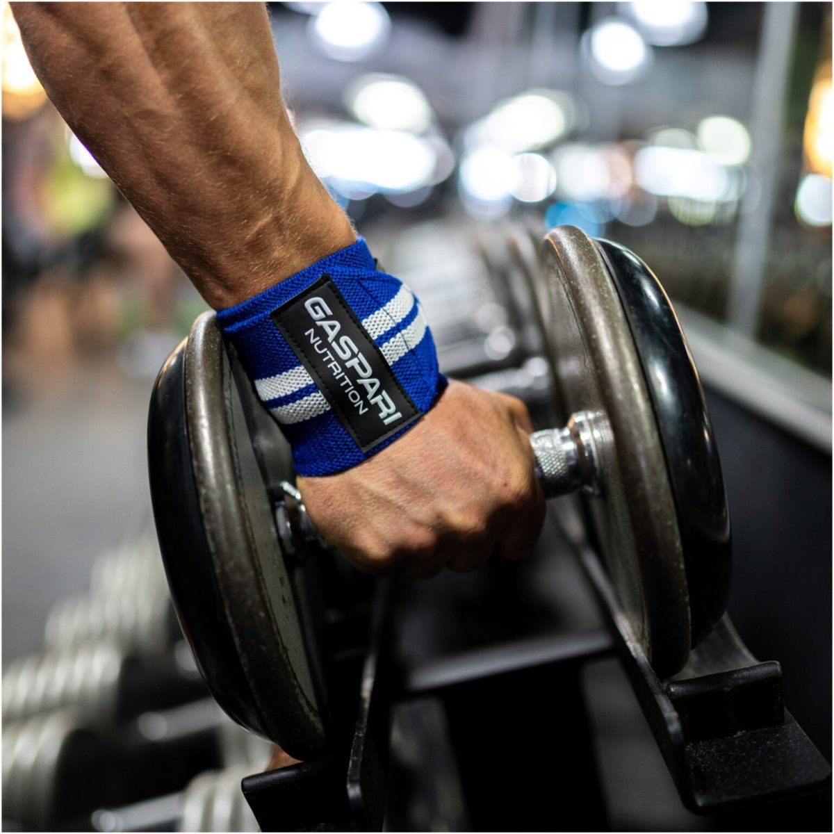 lifestyle_2560x2560_wrist_blue_4-1536x1536 GASPARI NUTRITION WRIST WRAPS (RIEŠŲ APSAUGOS)