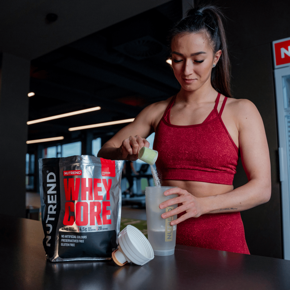 width=960px,height=r960px,fit=cover NUTREND WHEY CORE