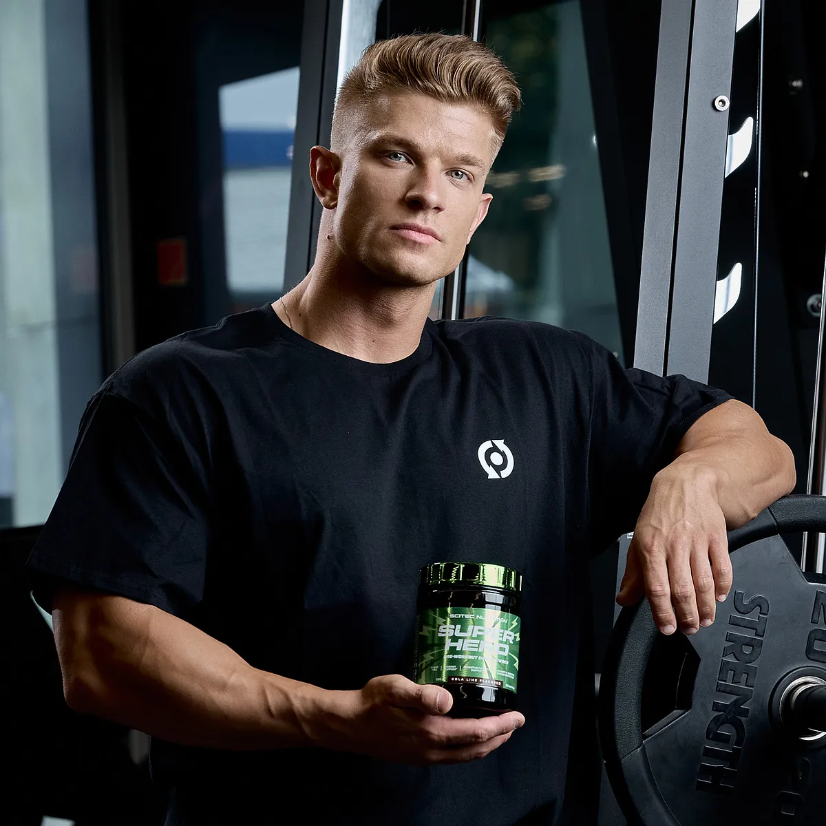SCITEC NUTRITION SUPERHERO